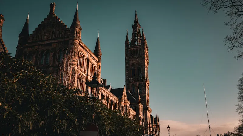 Lifelong Learning Entitlement: England's New £39,160 Student Loan Launches January 2027